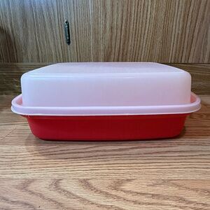 Tupperware Season-Serve Plastic Marinating Container with Lid